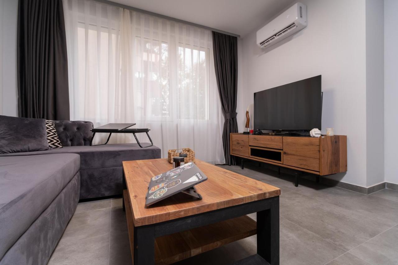 Chic 1Br Apartment With Balcony In Płowdiw Zewnętrze zdjęcie
