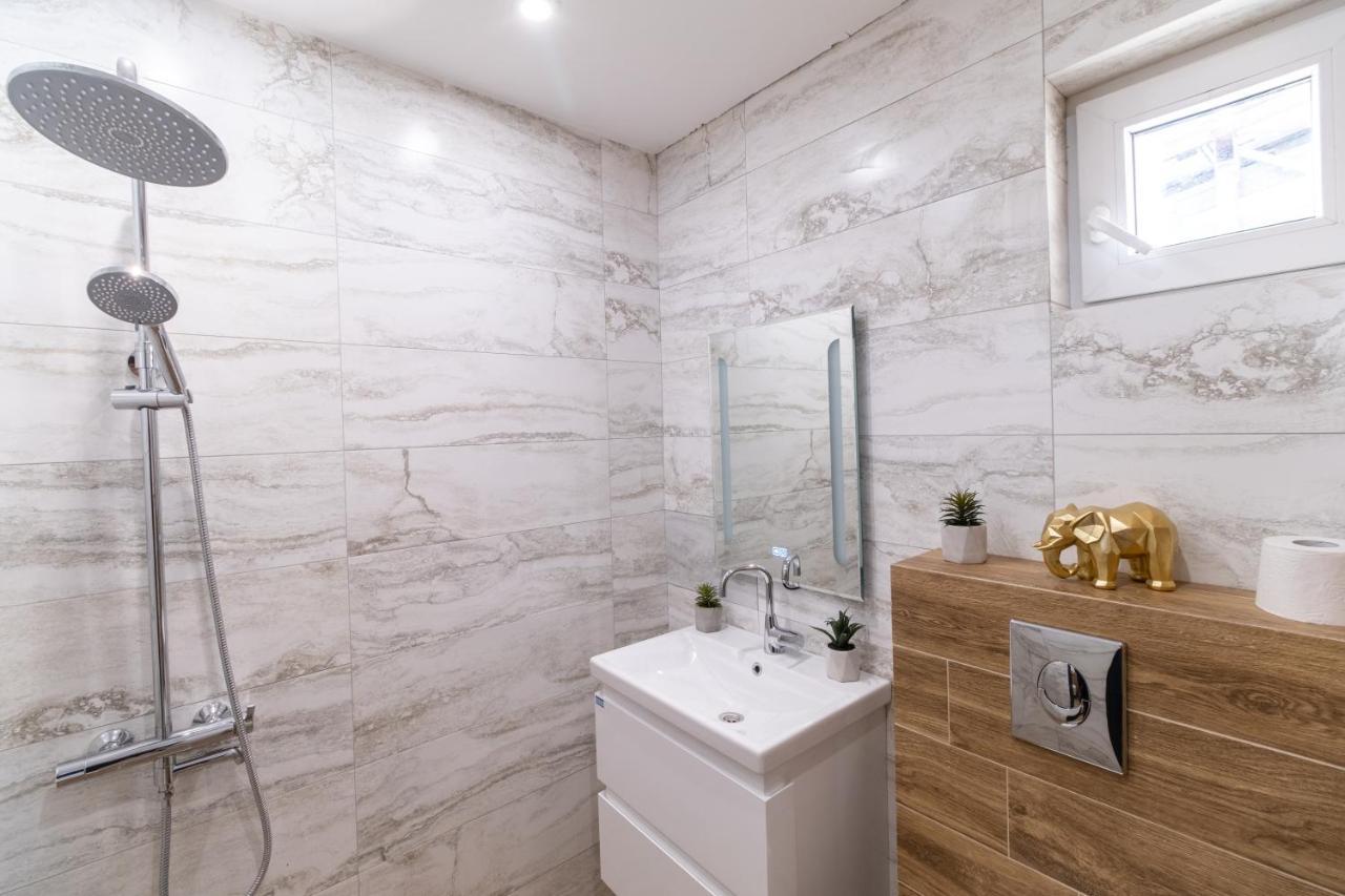 Chic 1Br Apartment With Balcony In Płowdiw Zewnętrze zdjęcie