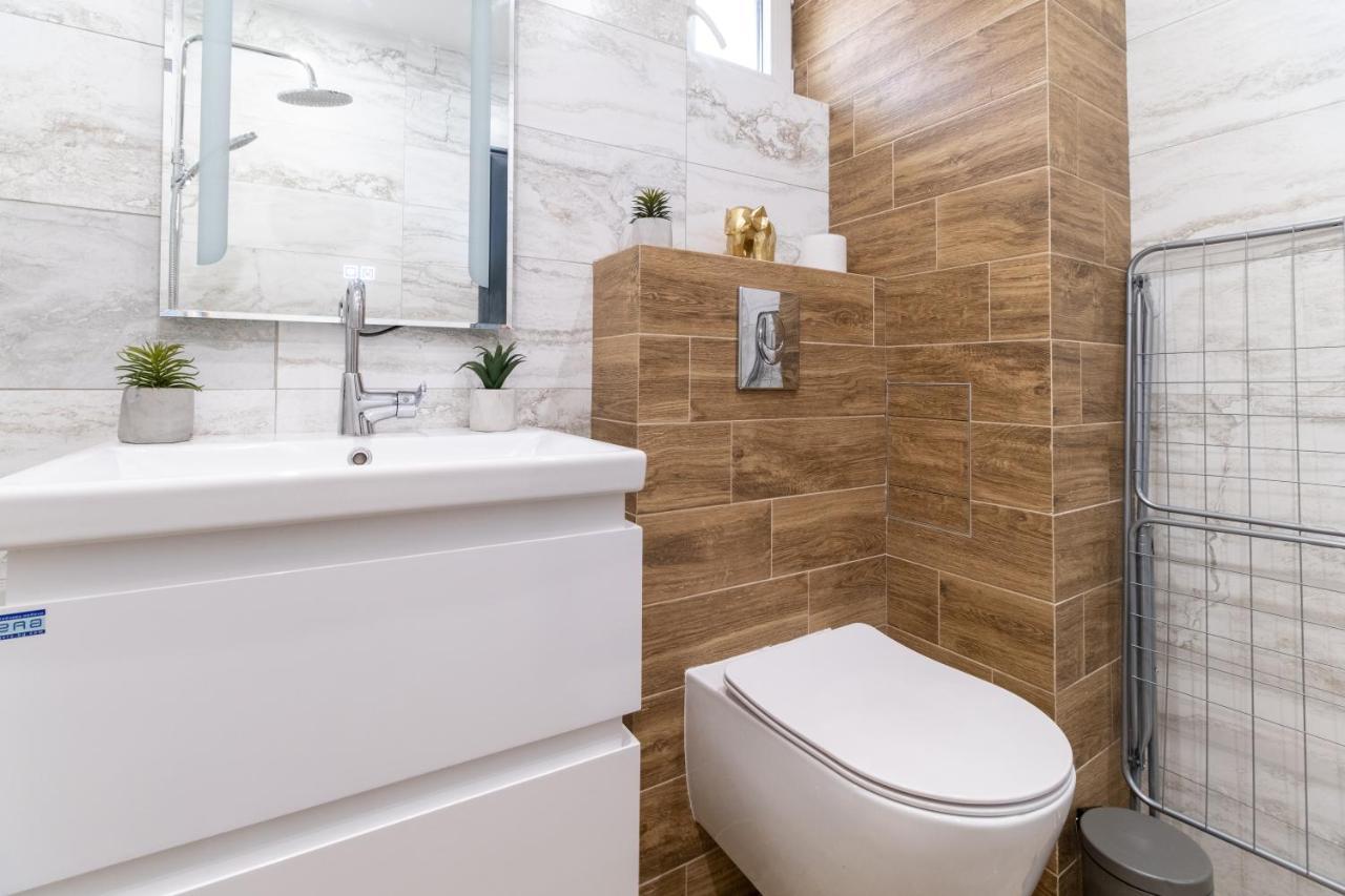 Chic 1Br Apartment With Balcony In Płowdiw Zewnętrze zdjęcie