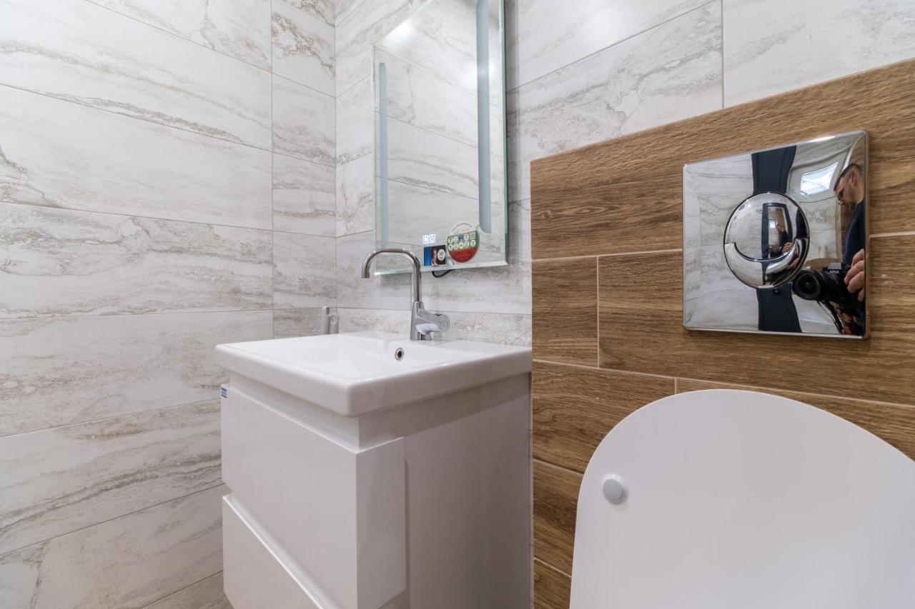 Chic 1Br Apartment With Balcony In Płowdiw Zewnętrze zdjęcie